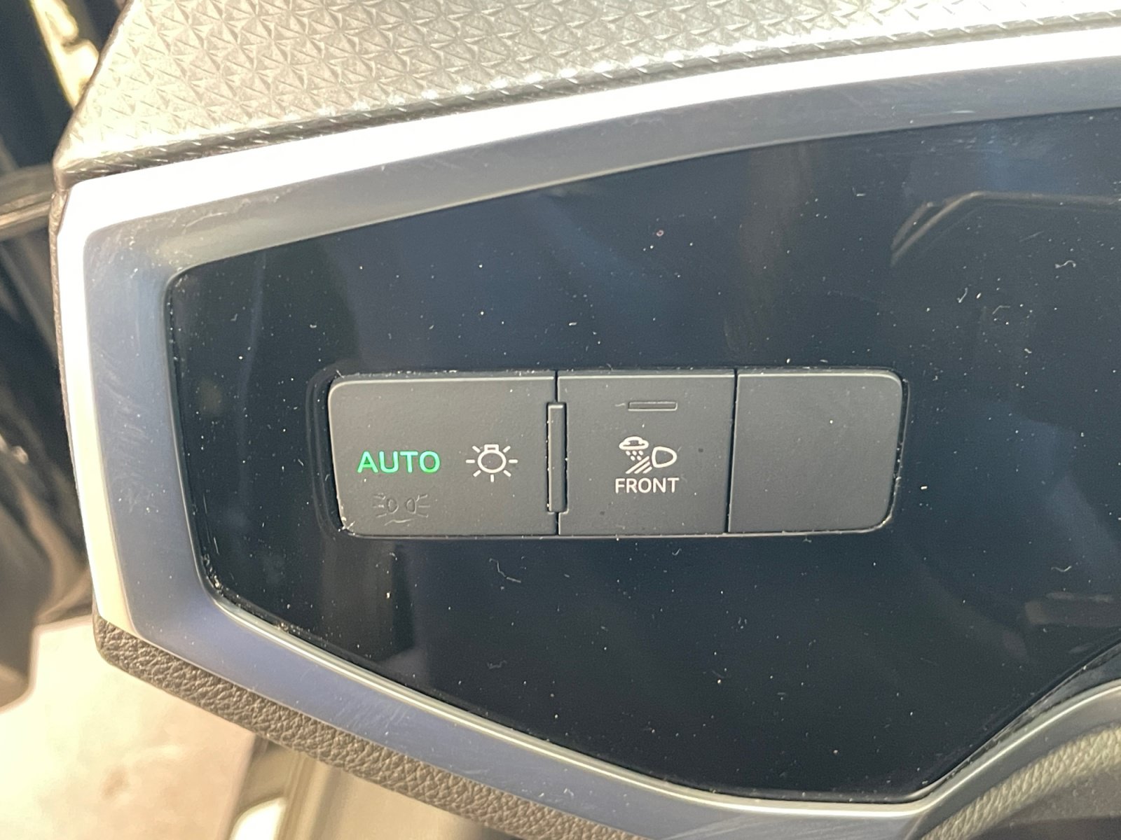 Used 2019 Audi Q3 2.0T Premium Plus w/ Premium Plus Package AWD/4WD image 14