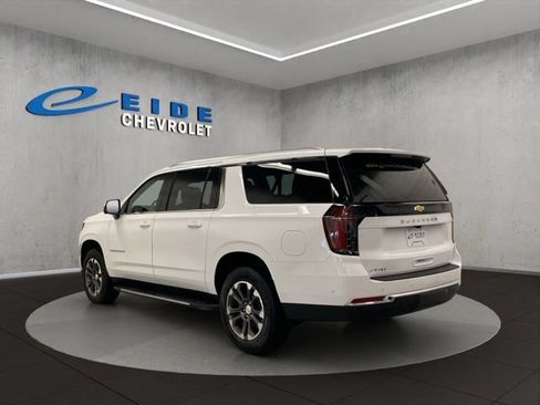 New 2026 Chevrolet Suburban LS AWD/4WD image 6