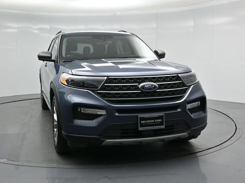Used 2021 Ford Explorer XLT w/ Equipment Group 202A image 57