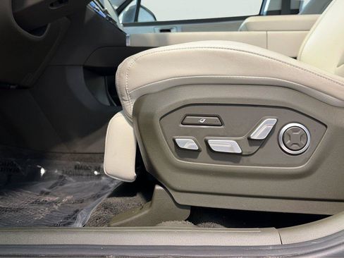 Used 2025 Hyundai Santa Fe Calligraphy AWD/4WD image 23
