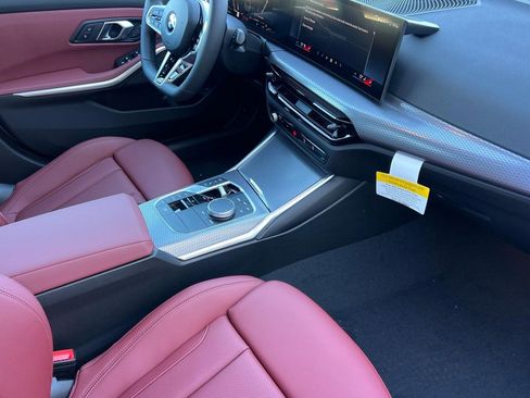 Used 2026 BMW 330i Sedan w/ M Sport Package RWD image 28
