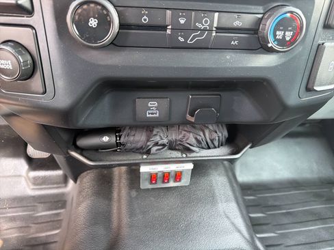 Used 2022 Ford F150 XL RWD image 15