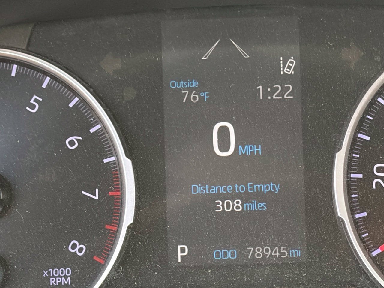 Used 2019 Toyota RAV4 LE w/ Carpet Mat Package AWD/4WD image 13
