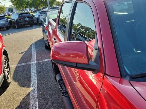 Used 2023 Toyota Tacoma SR w/ SR Convenience Package RWD image 8