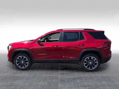 Used 2026 GMC Terrain Elevation w/ Elevation Premium Package AWD/4WD image 4