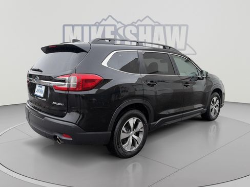 Certified 2023 Subaru Ascent Premium w/ Convenience Package AWD/4WD image 6