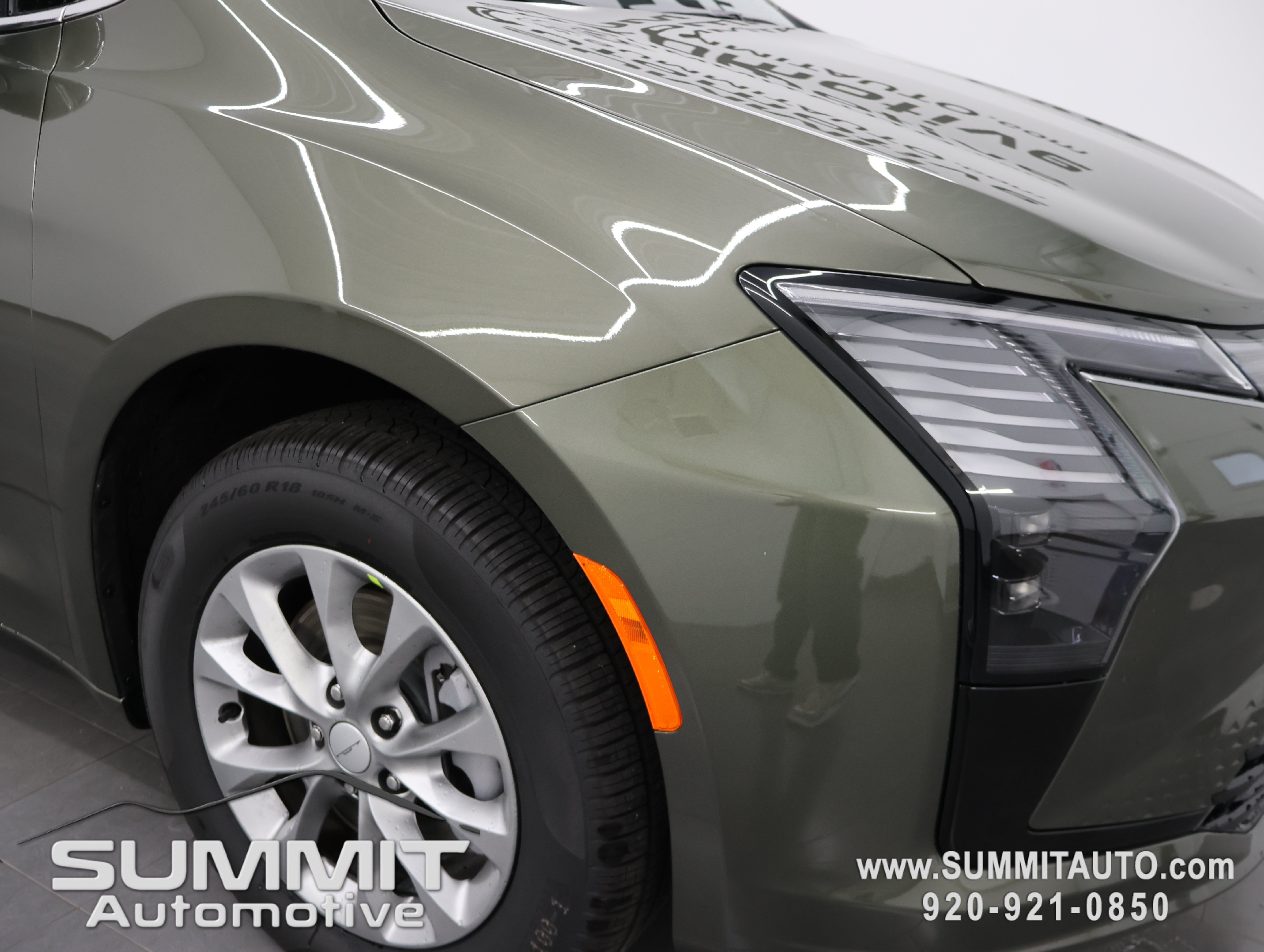 New 2027 Chrysler Pacifica Select AWD/4WD image 25