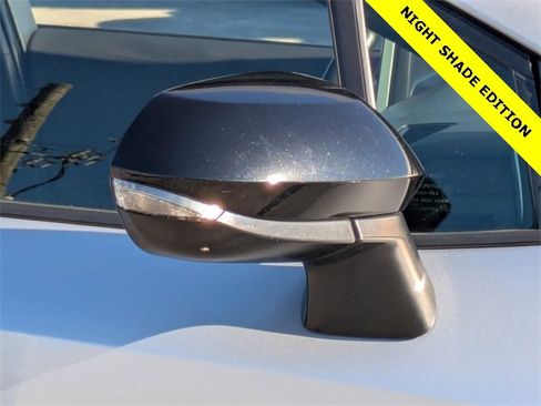 Used 2020 Toyota Corolla SE image 11