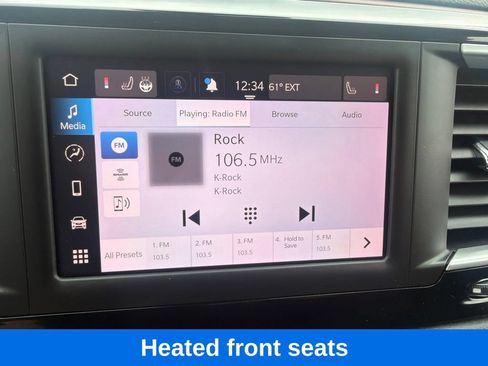 Used 2023 Chrysler Voyager LX FWD image 15