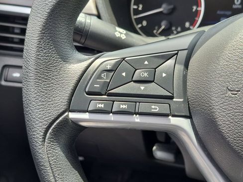 Used 2025 Nissan Altima 2.5 SV AWD/4WD image 21