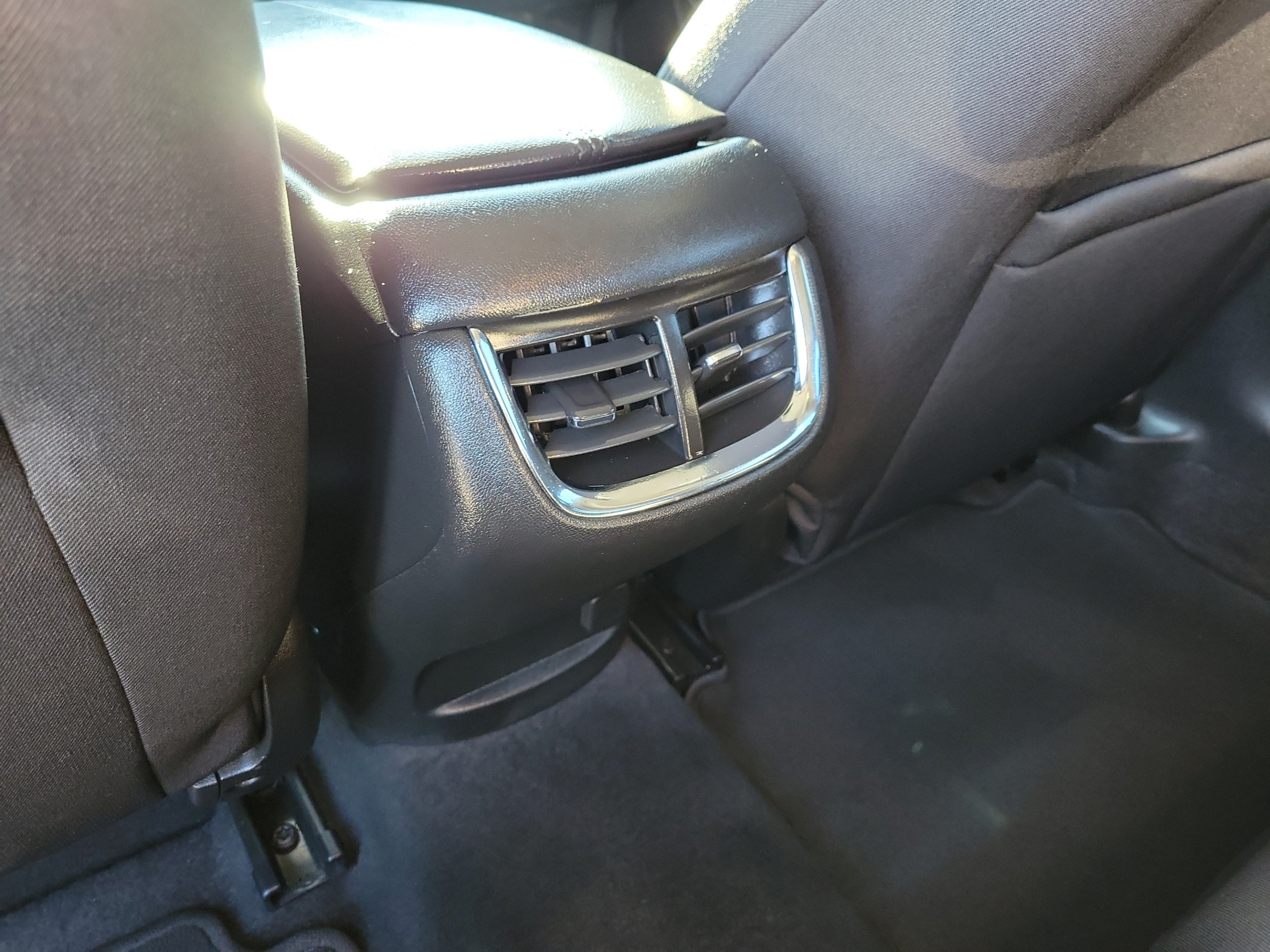Used 2023 Chevrolet Malibu LT FWD image 12