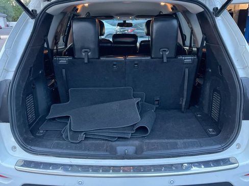 Used 2014 Nissan Pathfinder SL w/ SL Tech Package AWD/4WD image 26
