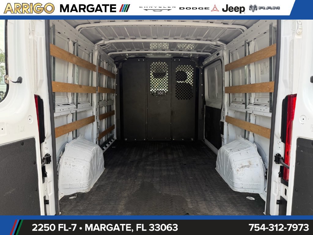Used 2025 RAM ProMaster 2500 w/ U-Haul Equipment Group FWD image 12