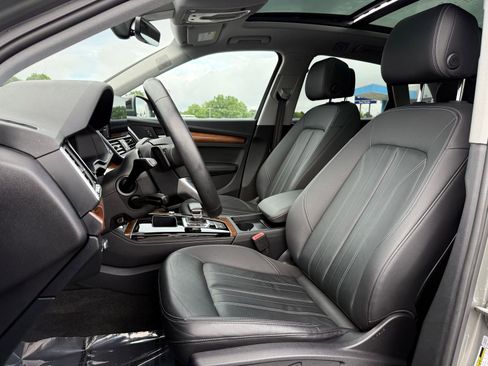 Used 2023 Audi Q5 2.0T Premium Plus w/ Premium Plus Package AWD/4WD image 22