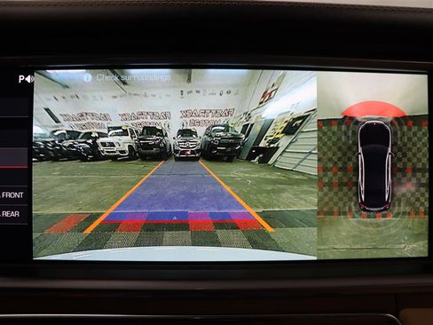 Used 2018 Porsche Panamera 4S image 23