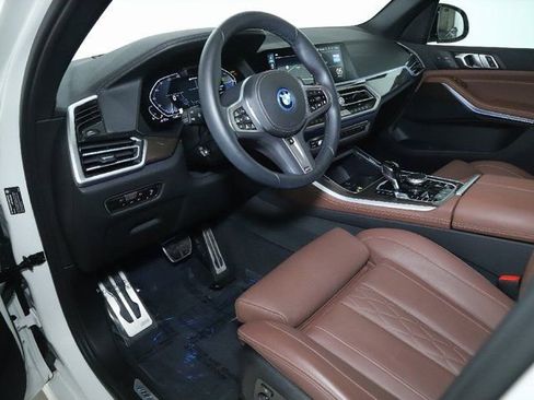 Certified 2022 BMW X5 xDrive45e w/ M Sport Package image 20