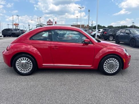 Used 2015 Volkswagen Beetle 1.8T FWD image 3