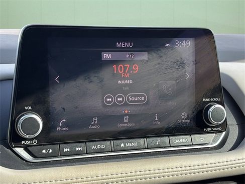 Used 2023 Nissan Rogue SV image 30