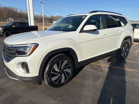 New 2026 Volkswagen Atlas SE AWD/4WD image 3
