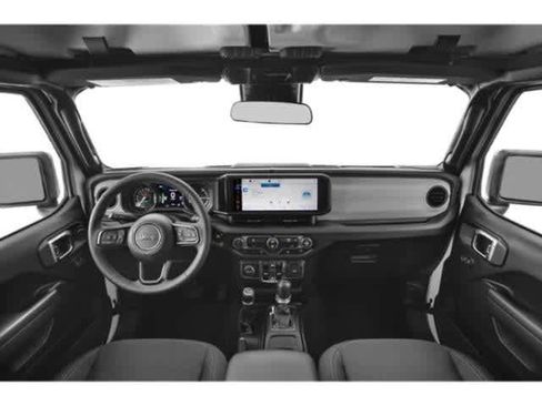 Used 2025 Jeep Wrangler Sahara image 8