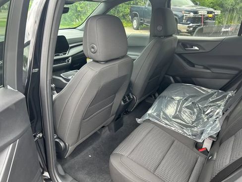 New 2026 Chevrolet Equinox LT w/ Safety and Technology Package AWD/4WD image 13