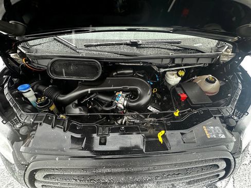 Used 2017 Ford Transit 350 XL image 19