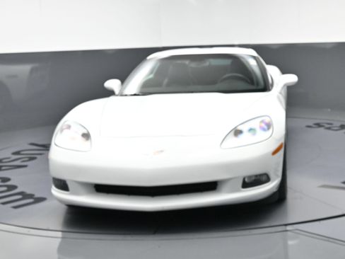 Used 2009 Chevrolet Corvette Coupe RWD image 5
