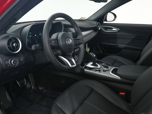 Used 2024 Alfa Romeo Giulia Ti image 14
