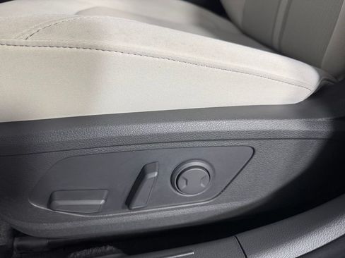 Used 2025 Hyundai Sonata SEL FWD image 23