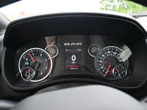 Used 2024 RAM 2500 Big Horn AWD/4WD image 41