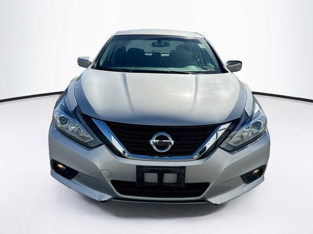 Used 2018 Nissan Altima 2.5 SV FWD image 1