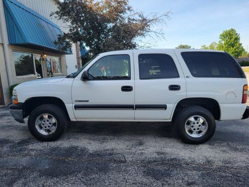Used 2000 Chevrolet Tahoe LS w/ LS Preferred Equipment Group AWD/4WD image 8