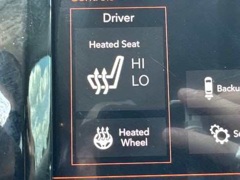 Used 2019 Jeep Cherokee Limited AWD/4WD image 30
