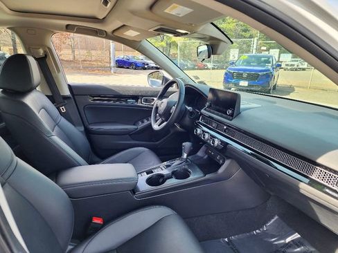 Used 2024 Honda Civic EX-L image 11