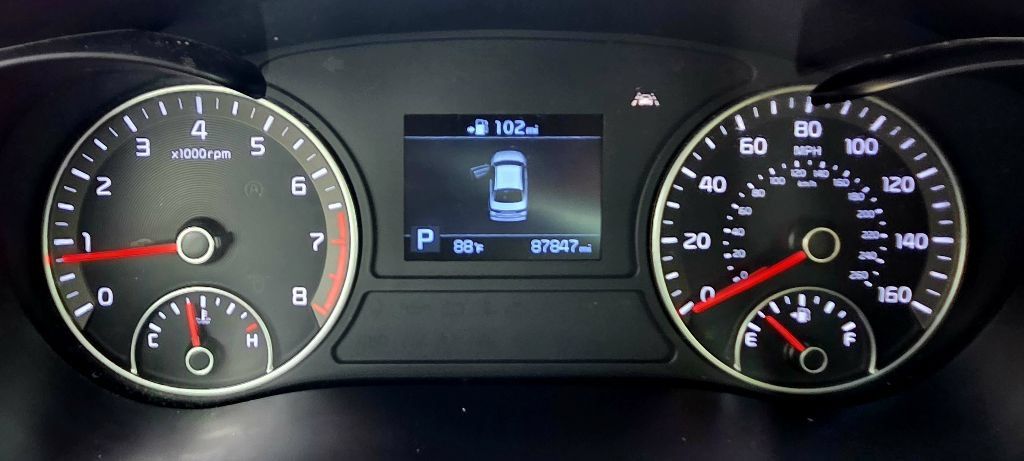 Used 2019 Kia Optima S FWD image 14