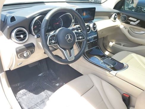Used 2021 Mercedes-Benz GLC 300 image 8