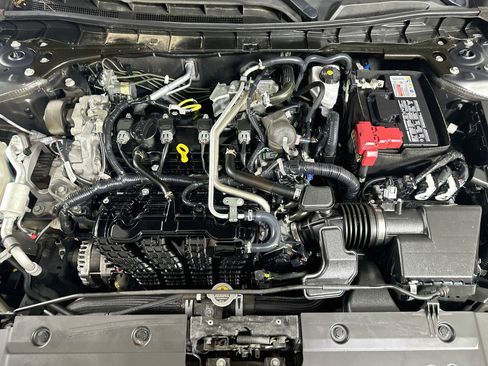 Used 2024 Nissan Altima 2.5 SV FWD image 31