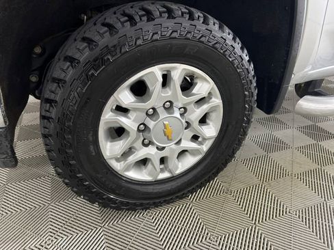 Used 2023 Chevrolet Silverado 2500 LT w/ Convenience Package AWD/4WD image 25
