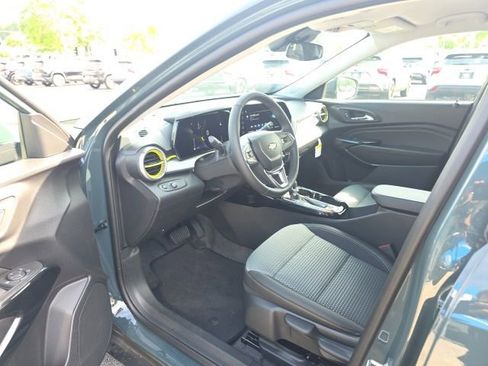 New 2026 Chevrolet Trax LT w/ Driver Confidence Package FWD image 15