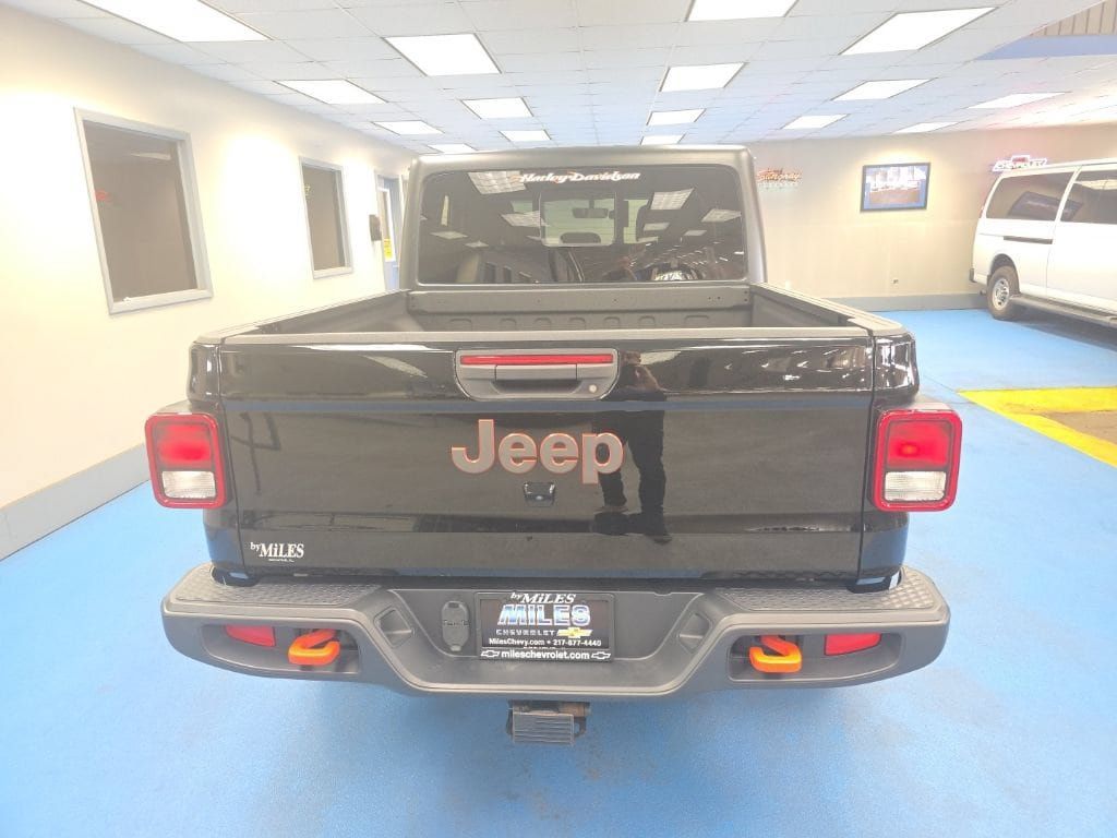 Used 2023 Jeep Gladiator Mojave w/ Cold Weather Group AWD/4WD image 4