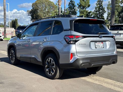 Certified 2025 Subaru Forester Premium w/ Convenience Package #1 image 7