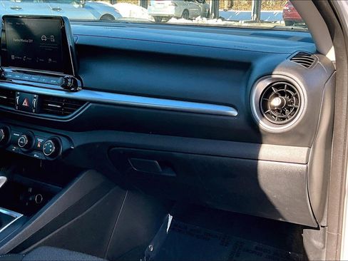 Used 2024 Kia Forte LXS image 14