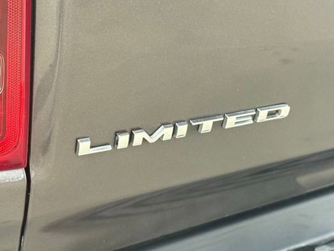 Used 2019 RAM 1500 Limited image 41