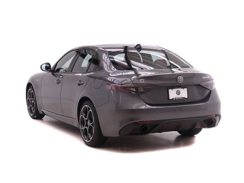 New 2026 Alfa Romeo Giulia AWD image 5