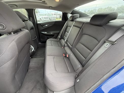 Used 2023 Chevrolet Malibu LT image 30