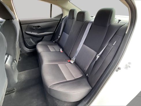 Used 2025 Nissan Sentra SV FWD image 21