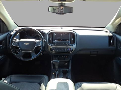 Used 2019 Chevrolet Colorado Z71 AWD/4WD image 10