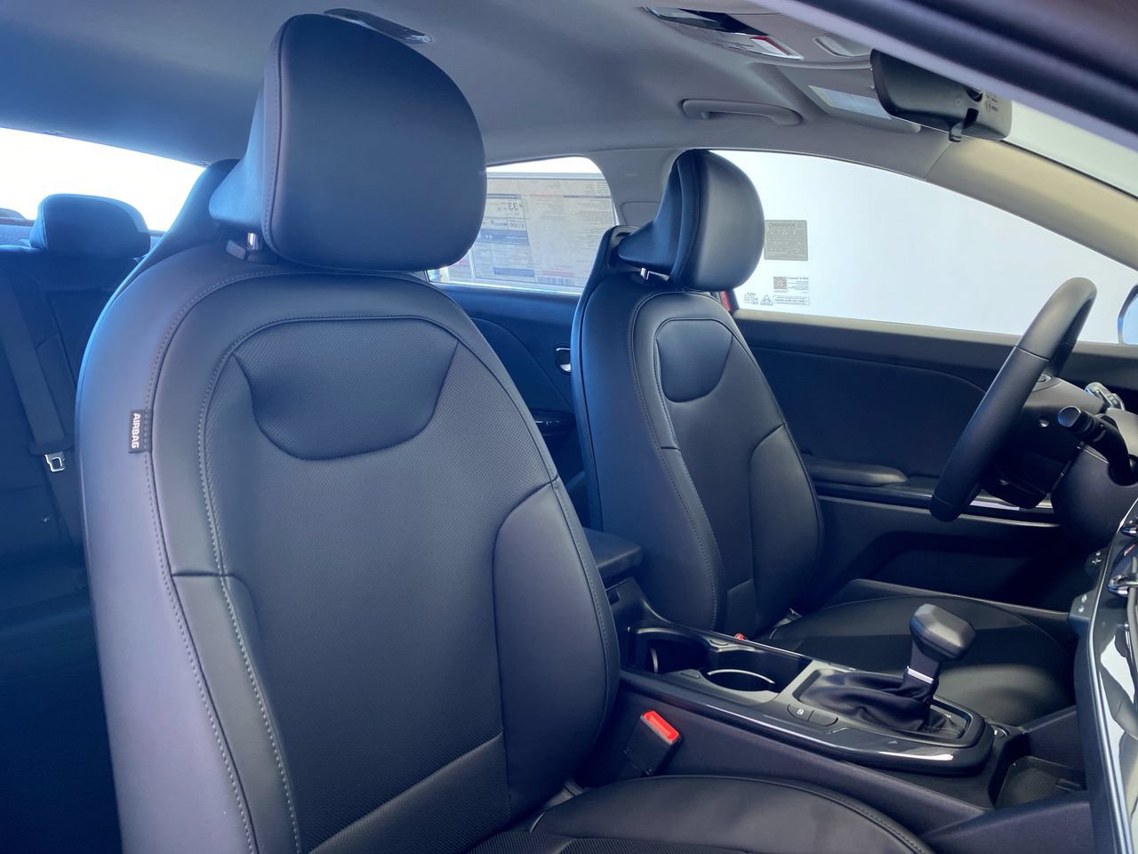 New 2026 Kia K4 EX FWD image 30