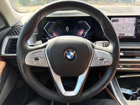 Used 2023 BMW X7 xDrive40i image 18