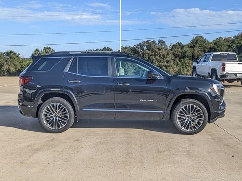 New 2026 GMC Terrain Denali w/ LPO, Floor Liner Package AWD/4WD image 7